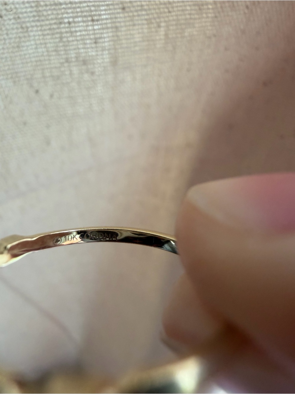 10k solid gold ring - Picture 6 of 6